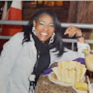 Meet your Posher, Roslyn